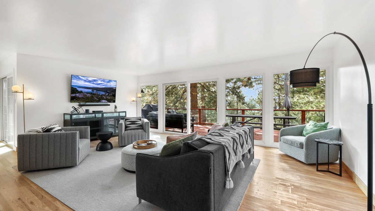 Photo of Bedroom in Skyland