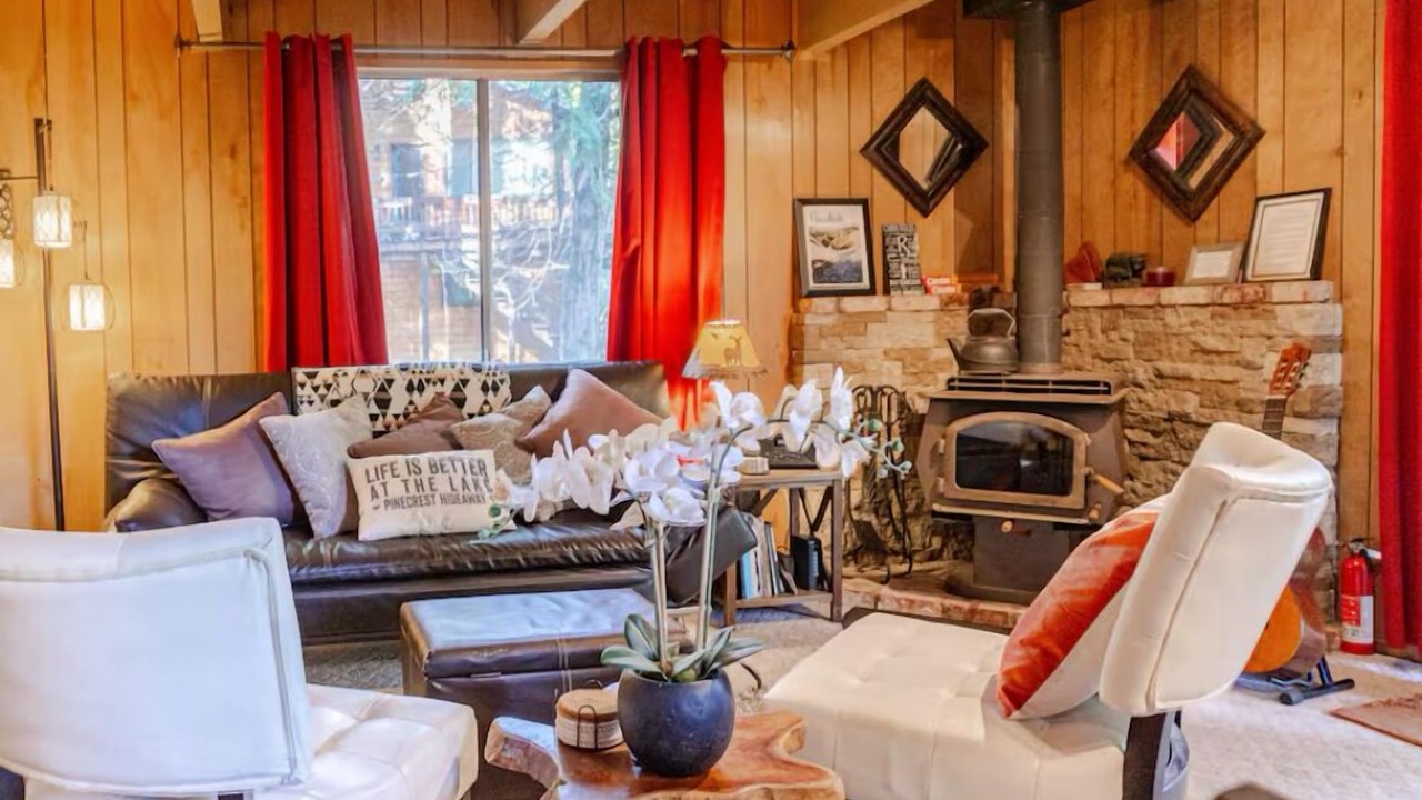 Photo of Livingroom in Long Barn