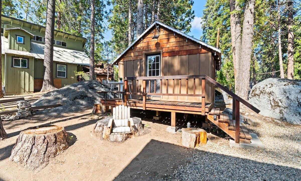Photo of Patio Balcony in Shaver Lake