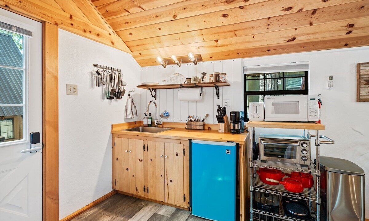 Photo of Kitchen in Shaver Lake