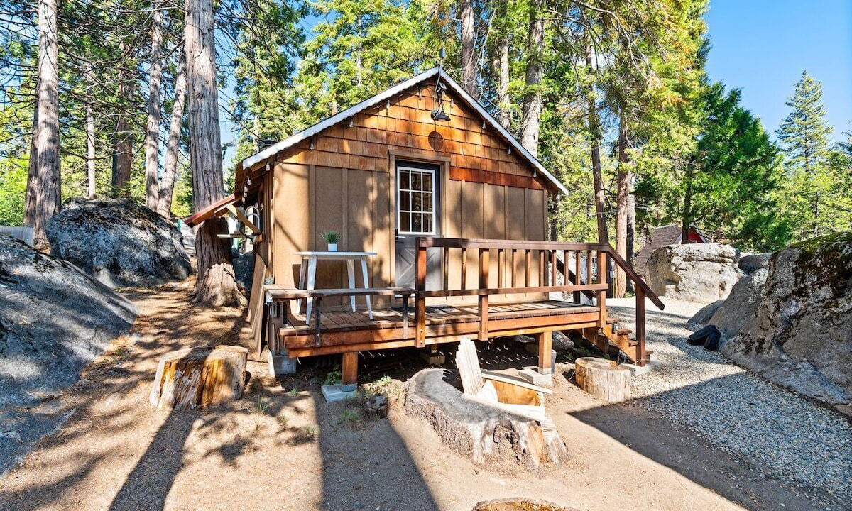 Photo of Patio Balcony in Shaver Lake