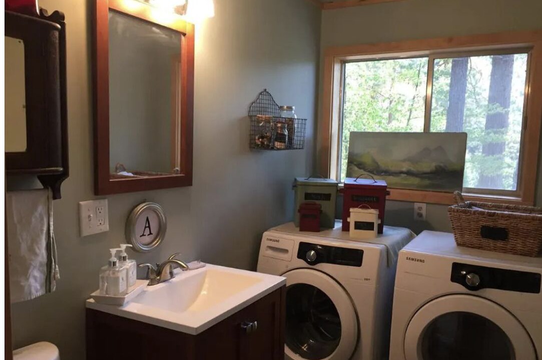 Photo of Bathroom in Mi-Wuk Village
