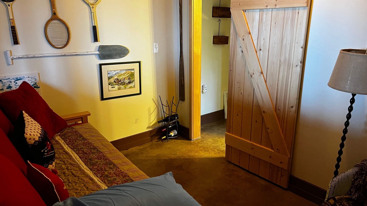 Photo of Livingroom in Mi-Wuk Village