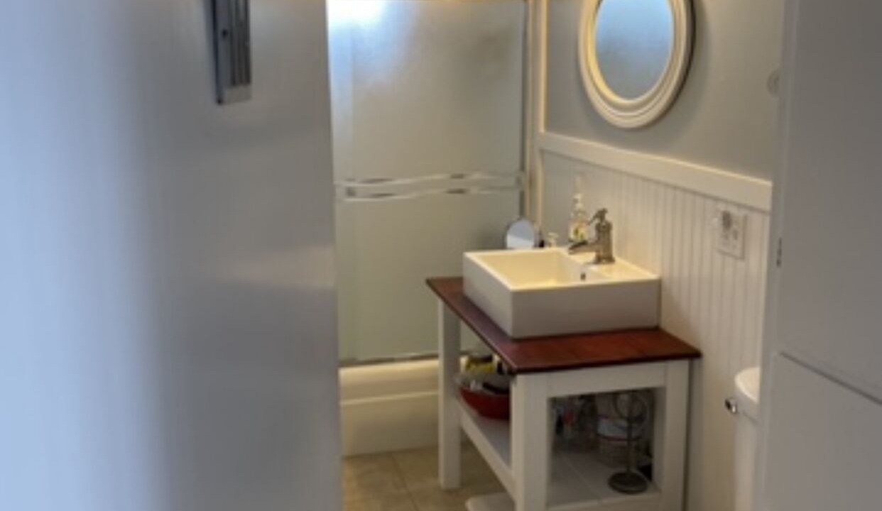 Photo of Bathroom in Mi-Wuk Village