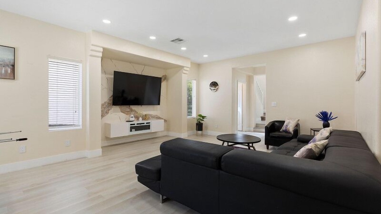Photo of Livingroom in Rhodes Ranch