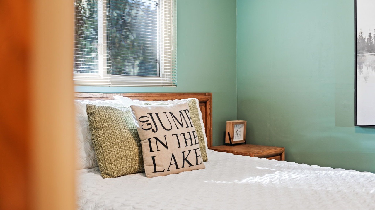 Photo of Bedroom in Sierra Cedars