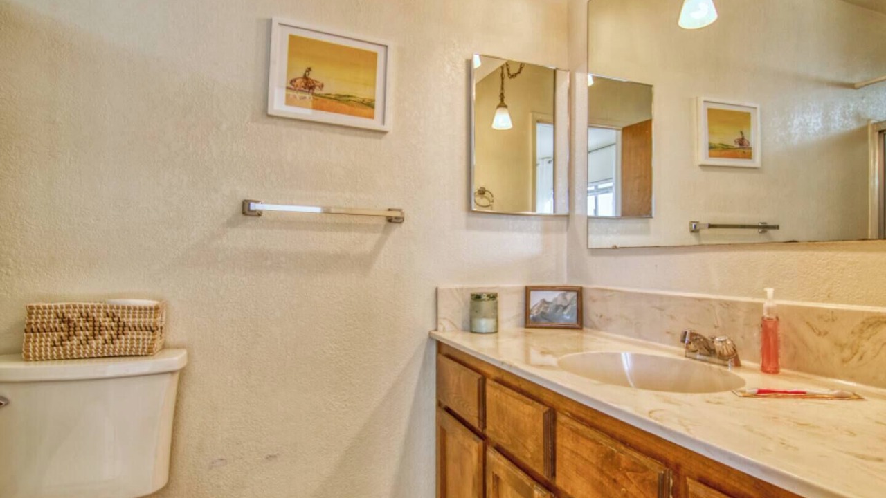 Photo of Bathroom in Groveland