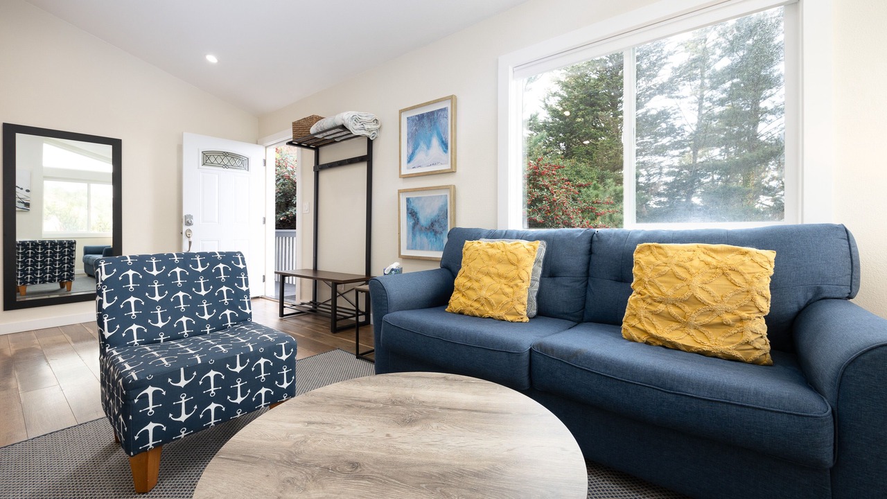 Photo of Livingroom in Pacifica