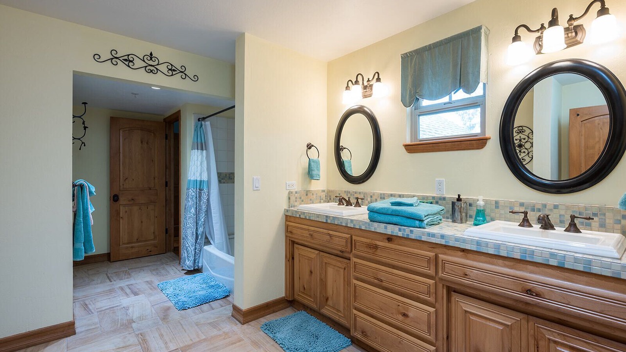 Photo of Bathroom in Atascadero