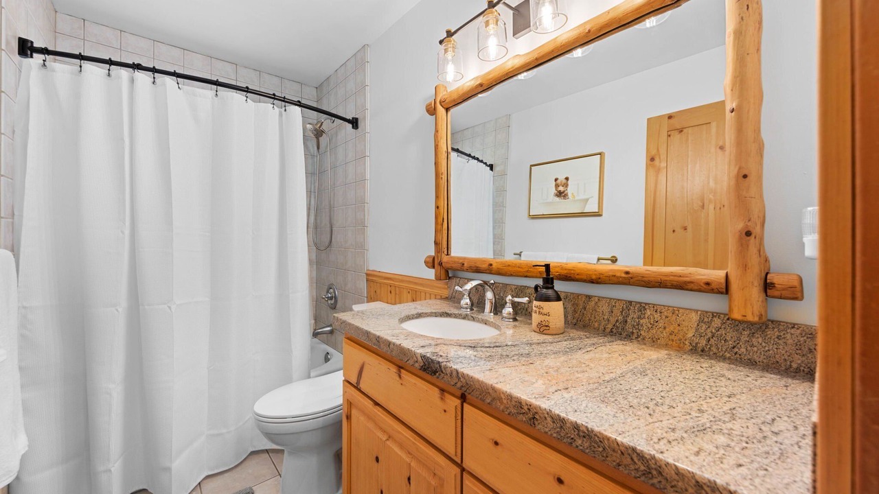 Photo of Bathroom in Tahoe Pines