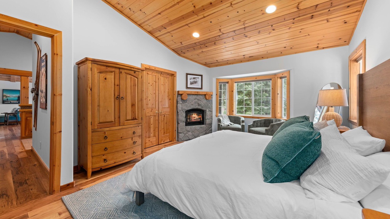 Photo of Bedroom in Tahoe Pines