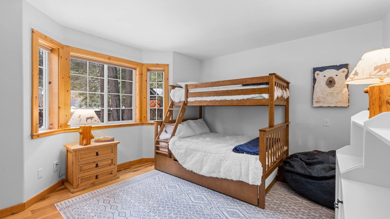 Photo of Bedroom in Tahoe Pines