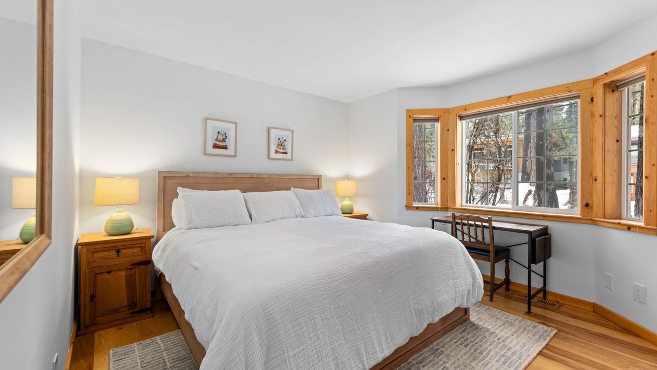 Photo of Bedroom in Tahoe Pines
