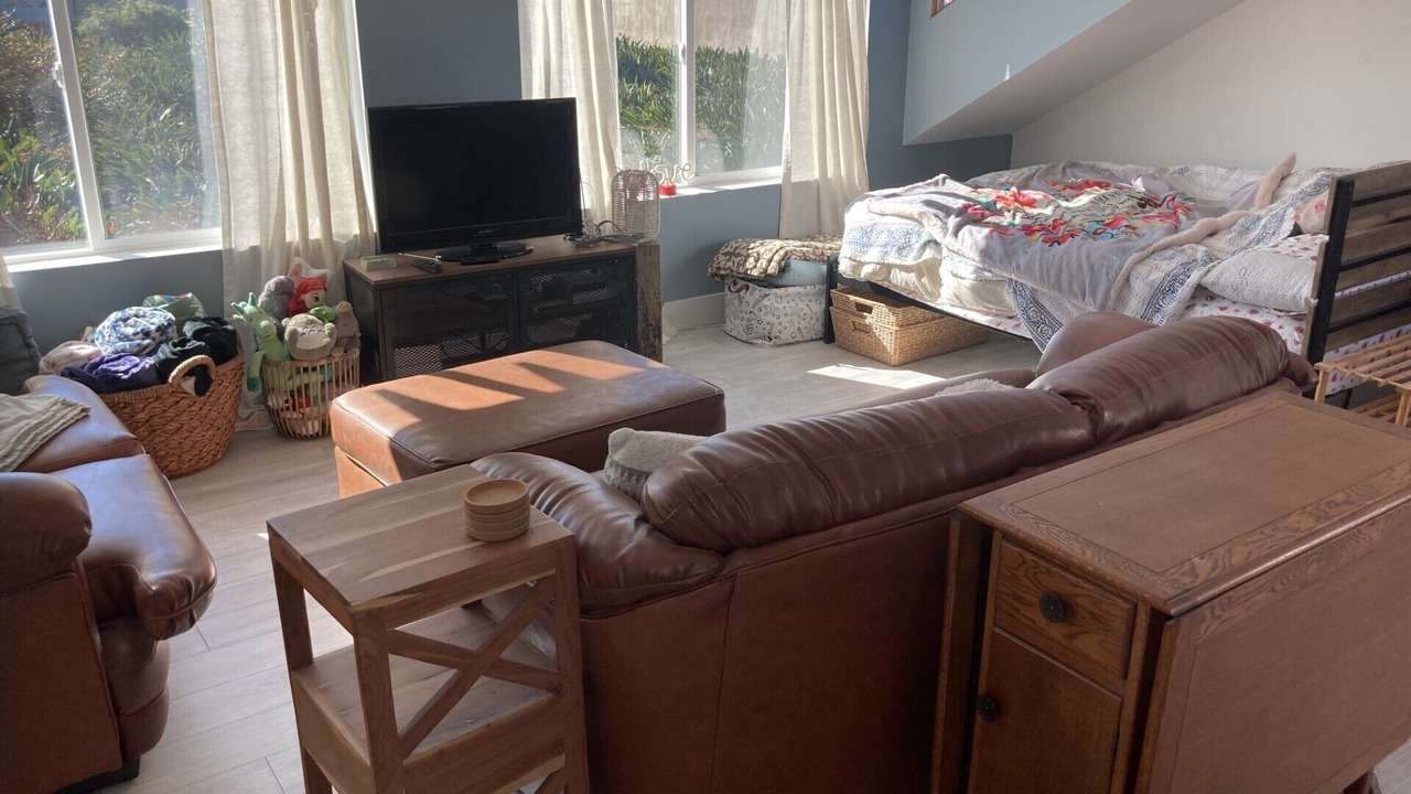 Photo of Bedroom in Lomita