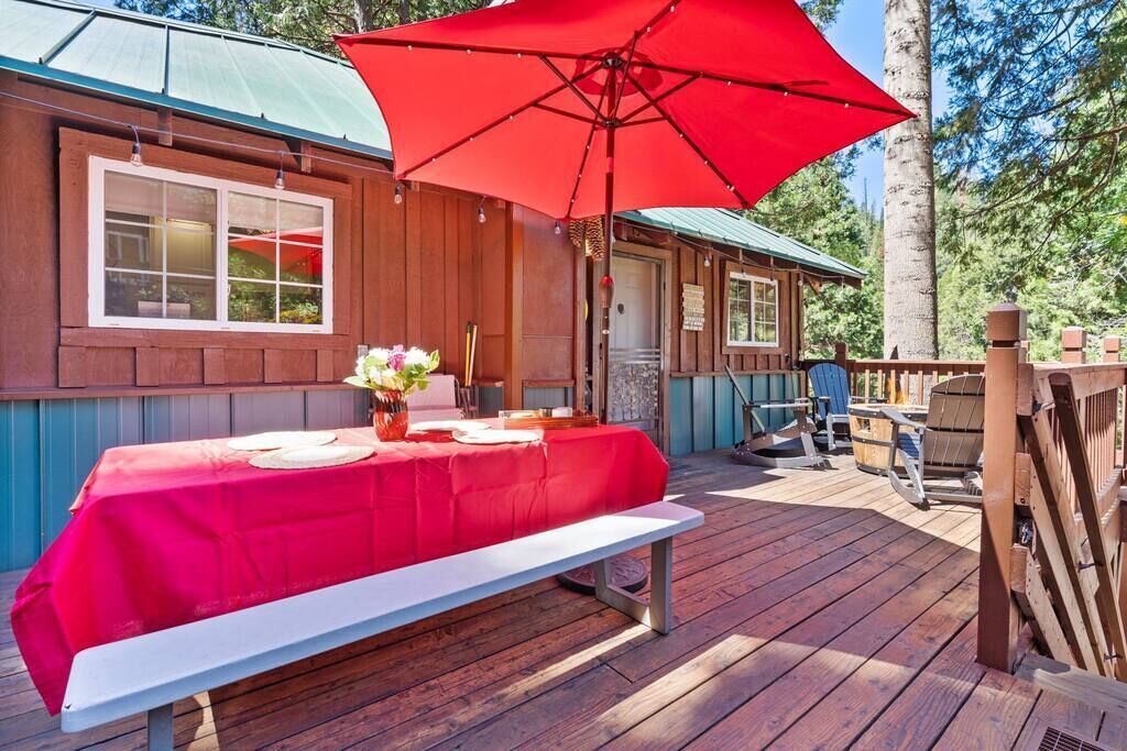 Photo of Outdoor in Sugar Pine
