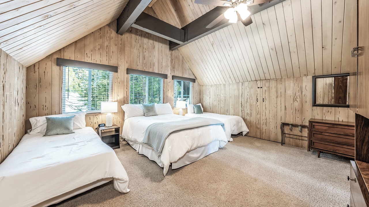 Photo of Bedroom in Shaver Lake