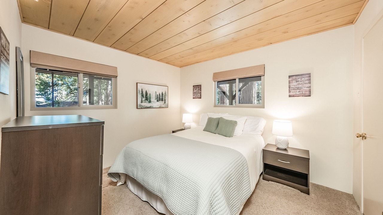 Photo of Bedroom in Shaver Lake