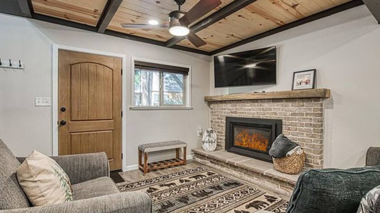 Photo of Bedroom in Shaver Lake
