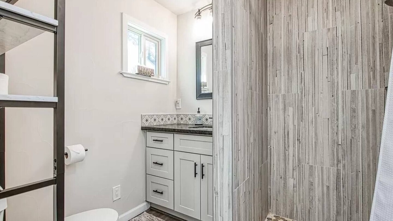 Photo of Bathroom in Shaver Lake
