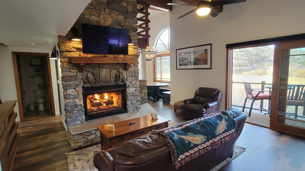 Photo of Bedroom in June Lake