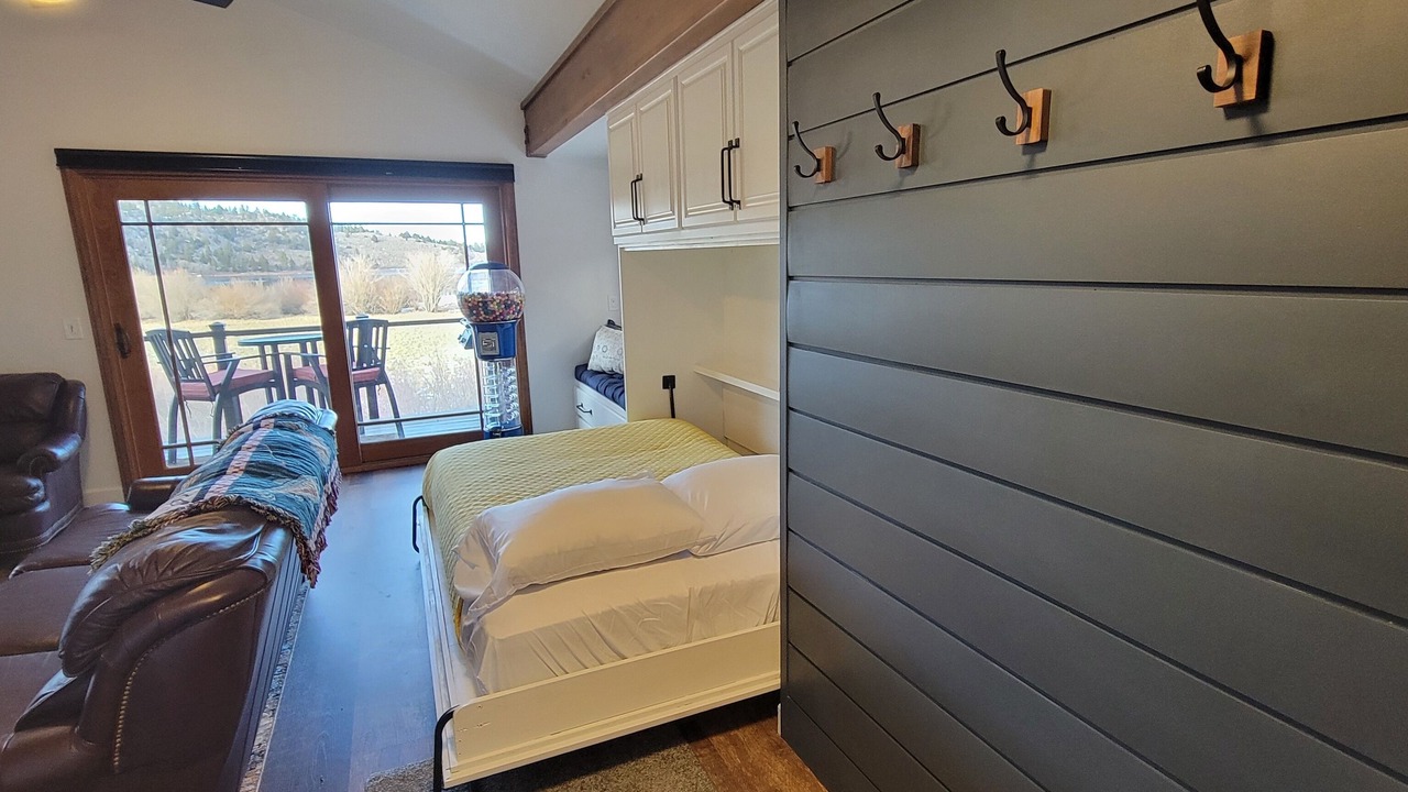 Photo of Bedroom in June Lake