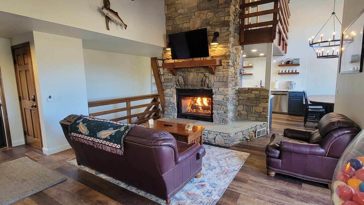 Photo of Bedroom in June Lake