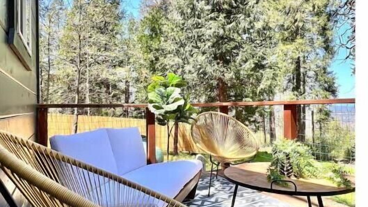 Photo of Patio Balcony in Sierra Village