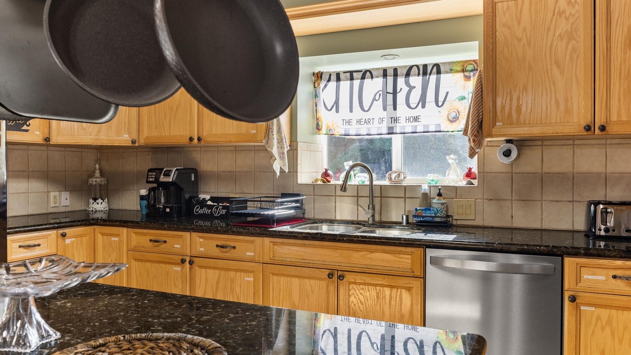 Photo of Kitchen in Frazier Park