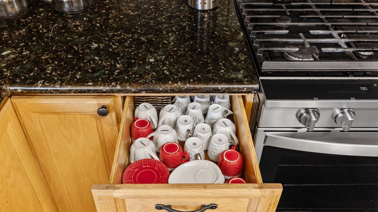 Photo of Kitchen in Frazier Park