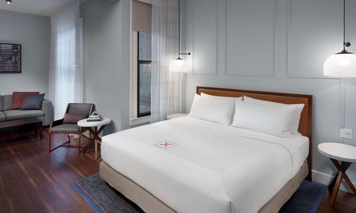 Photo of Bedroom in Mid-Market
