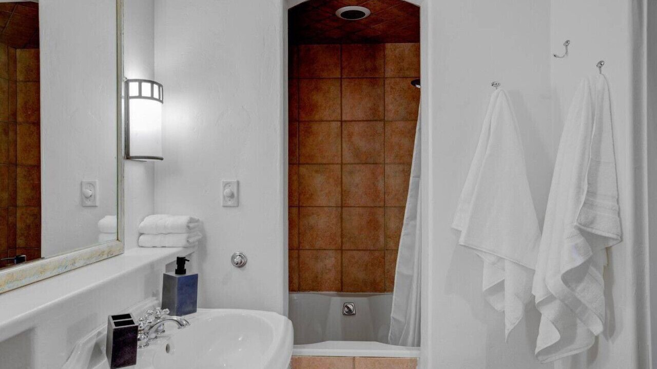 Photo of Bathroom in Sleepy Hollow