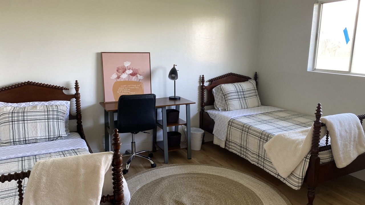 Photo of Bedroom in Raisin