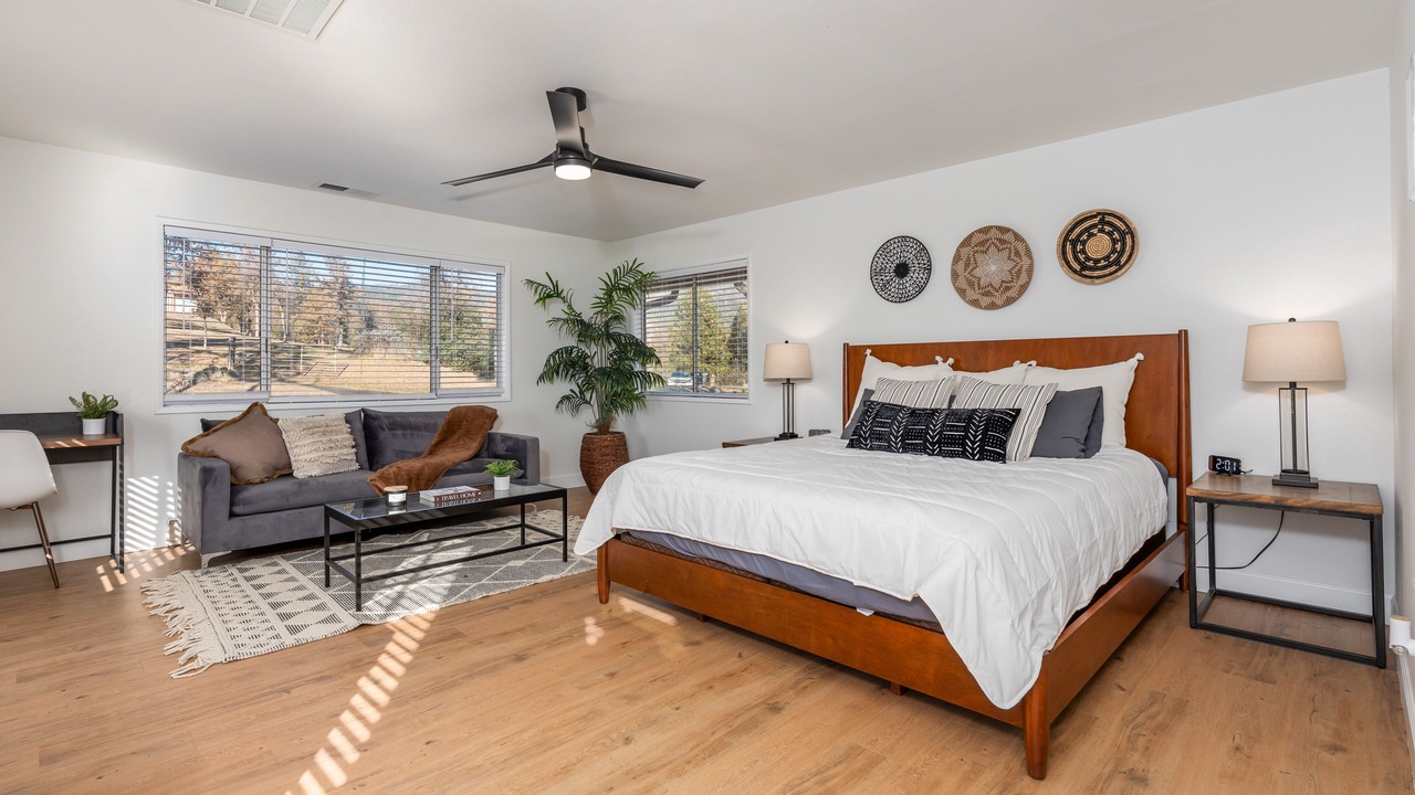 Photo of Bedroom in Yosemite Forks
