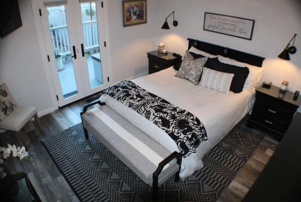 Photo of Bedroom in Monterey