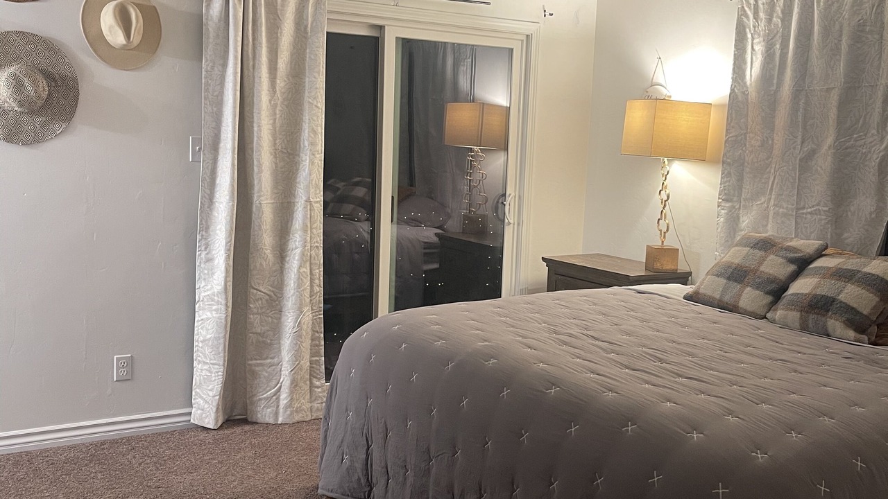 Photo of Bedroom in Wofford Heights