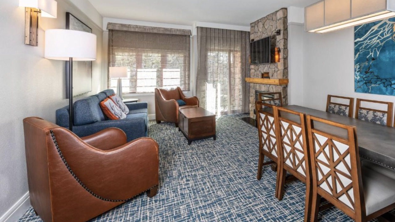 Photo of Livingroom in Lakeside Park