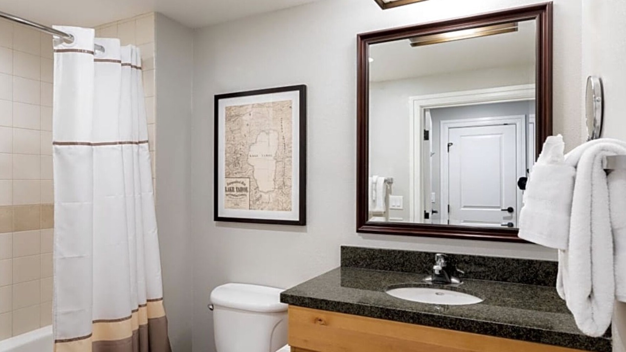 Photo of Bathroom in Lakeside Park