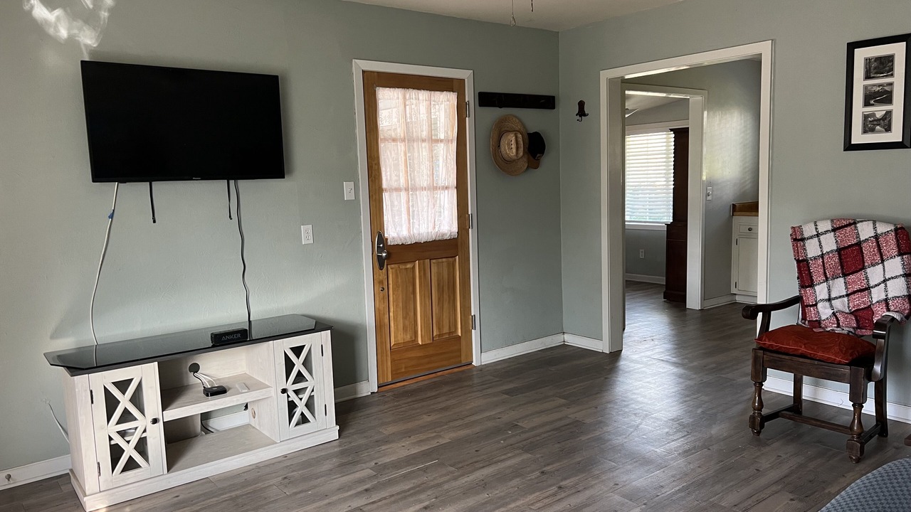 Photo of Livingroom in Oakhurst