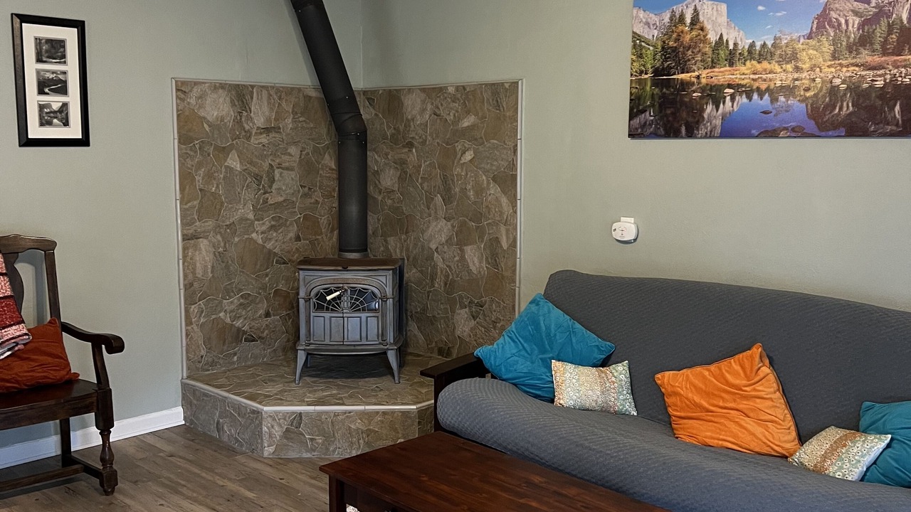 Photo of Bedroom in Oakhurst