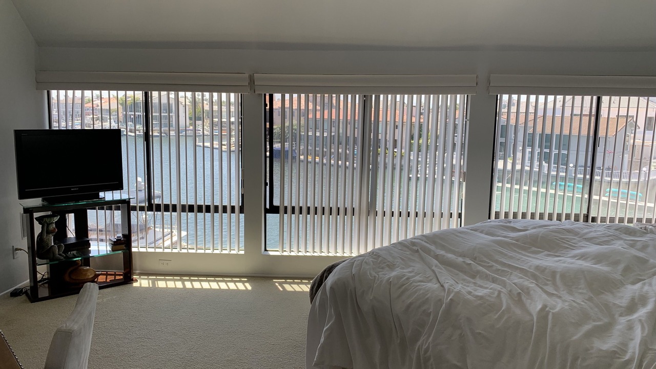 Photo of Bedroom in Huntington Harbour