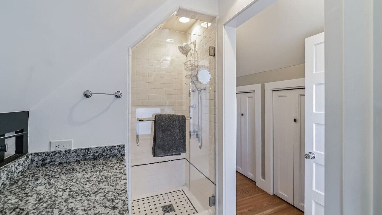 Photo of Bathroom in University South