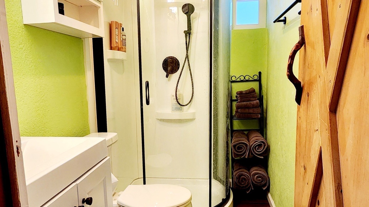 Photo of Bathroom in Long Barn