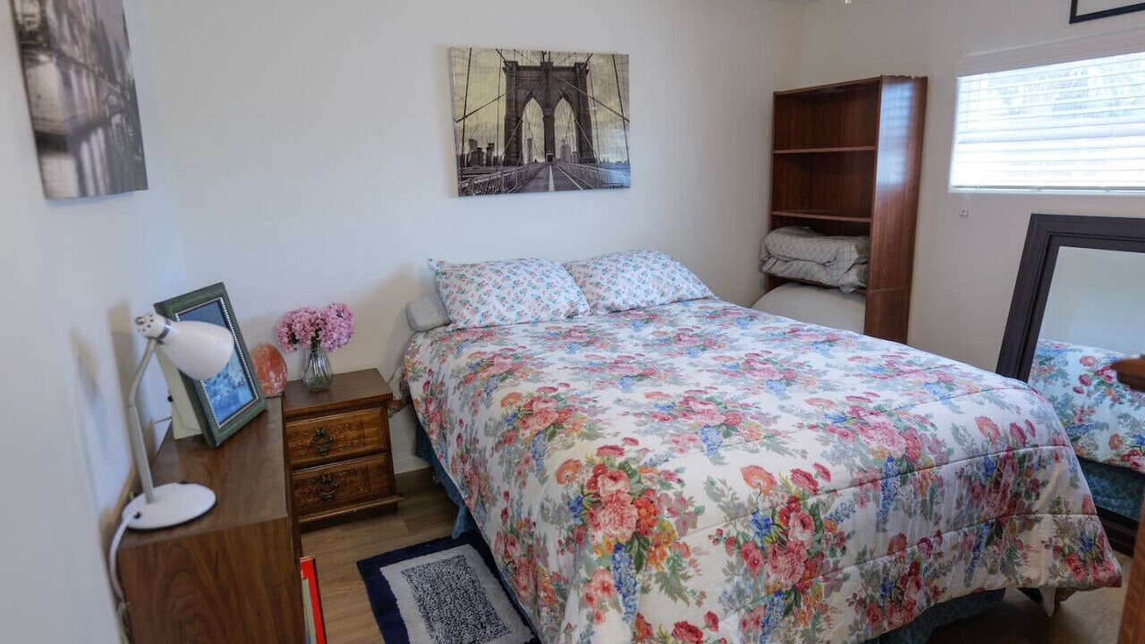 Photo of Bedroom in Sunrise Manor