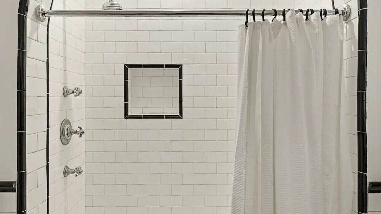 Photo of Bathroom in Hollywood Hills West