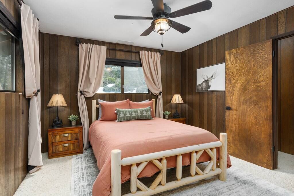Photo of Bedroom in Sierra Cedars