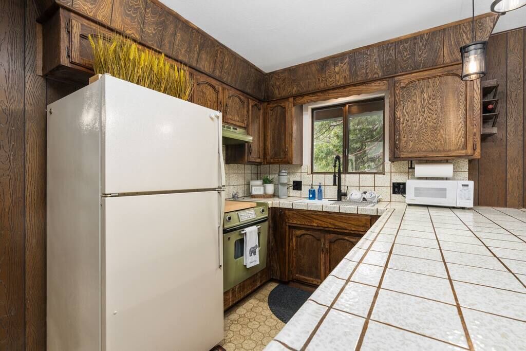 Photo of Kitchen in Sierra Cedars
