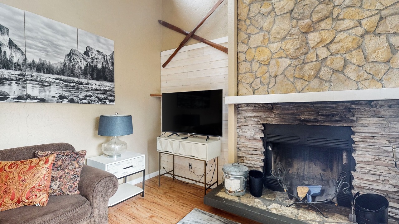 Photo of Livingroom in Fish Camp