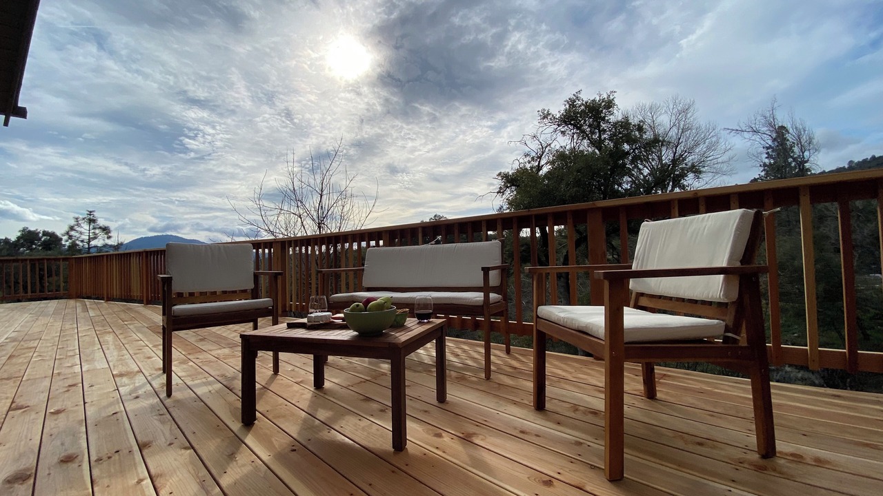 Photo of Patio Balcony in Yosemite Forks