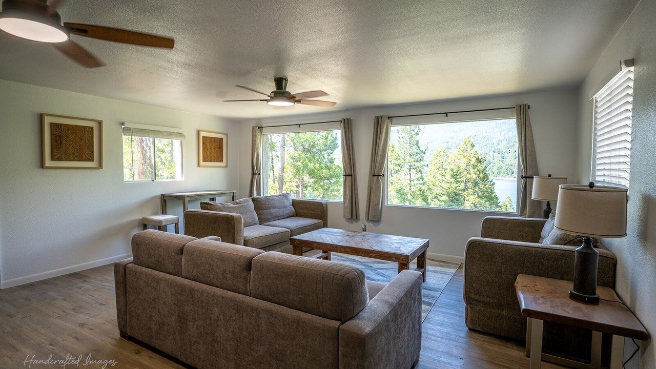 Photo of Livingroom in Wishon
