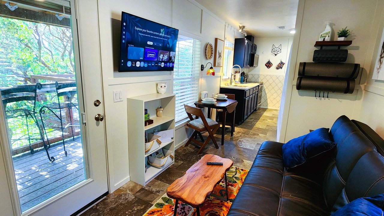Photo of Livingroom in Oakhurst